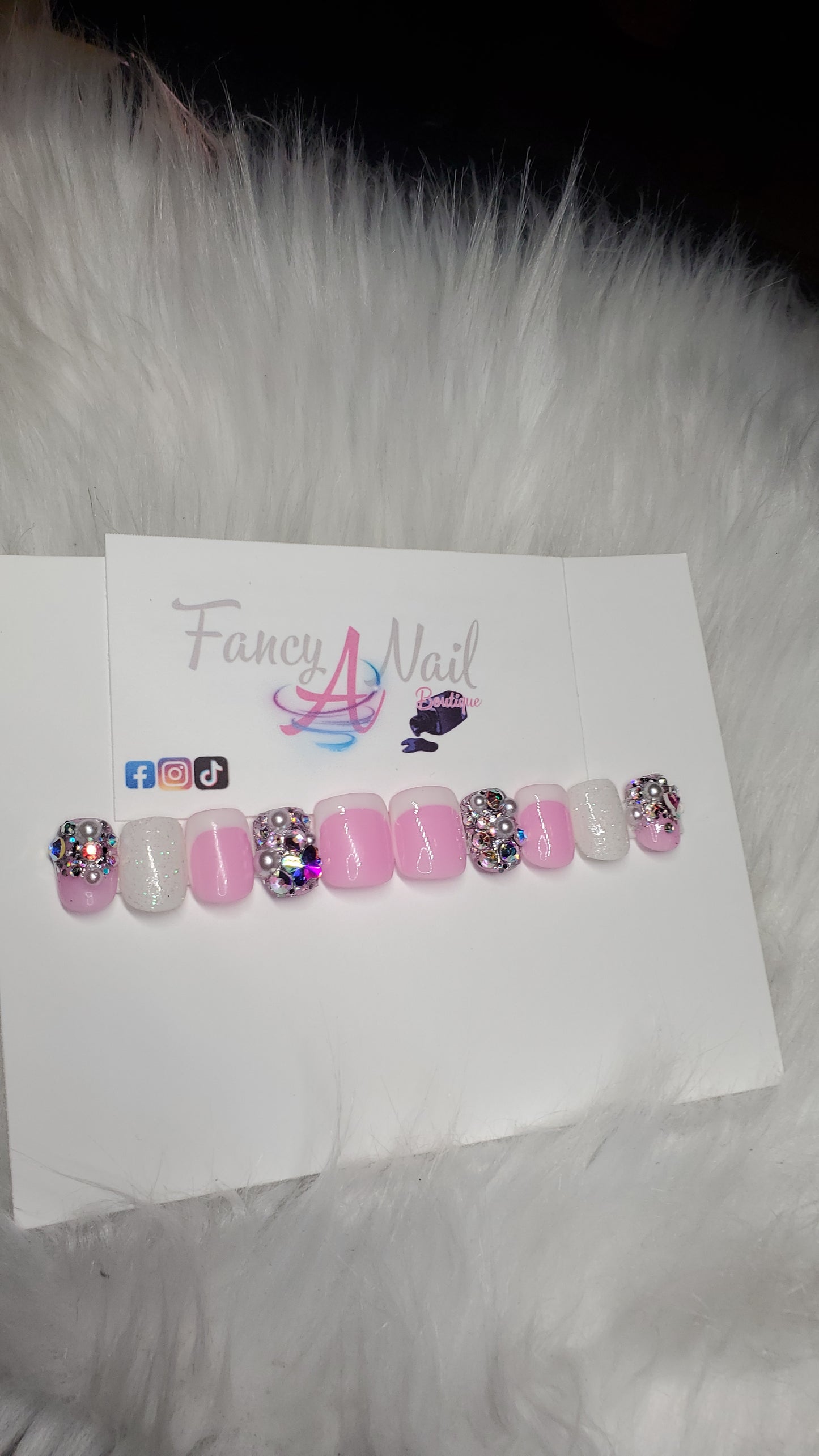 Pink and white press on nail bling set