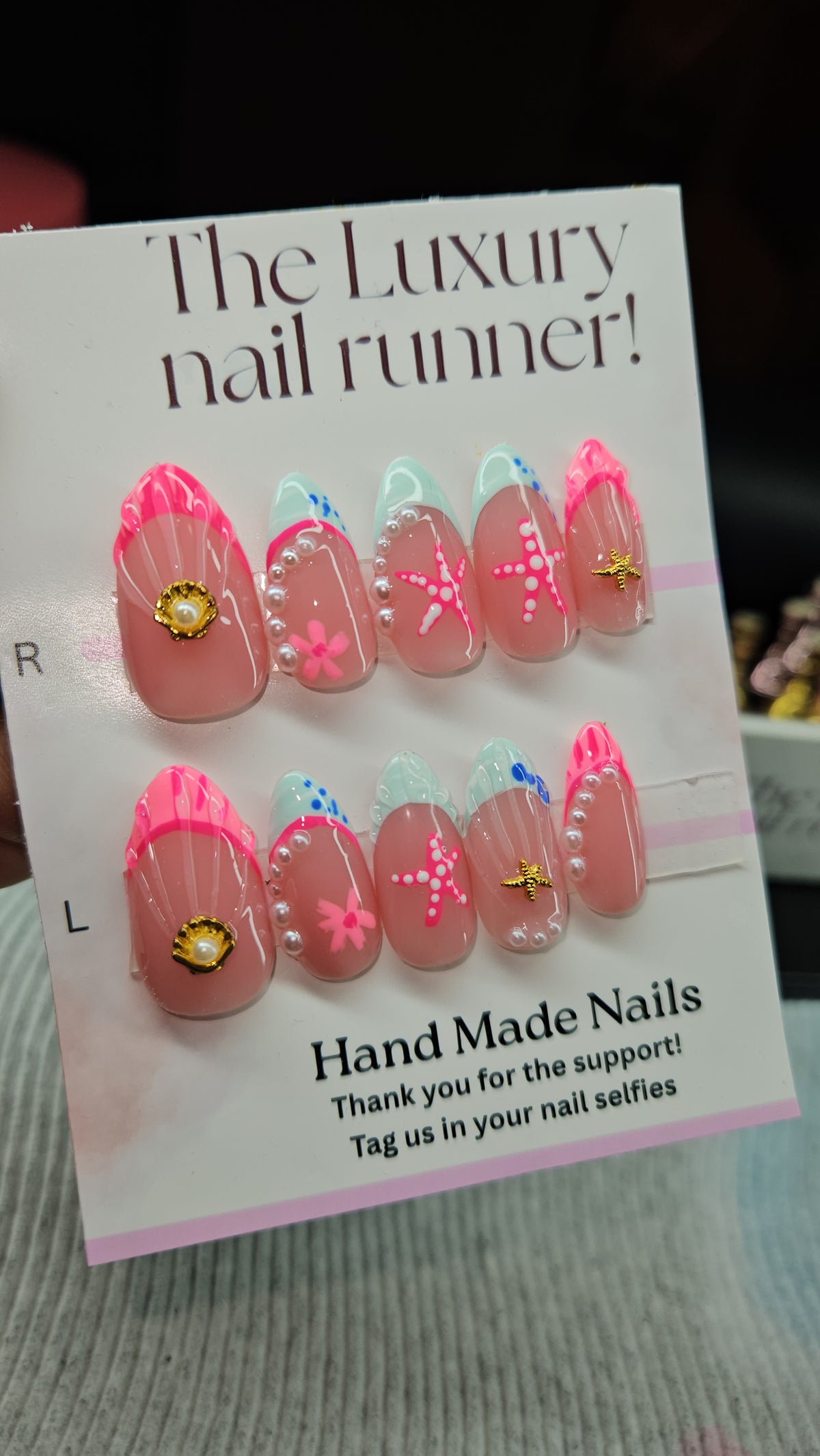 Press On Nails hand (painted)