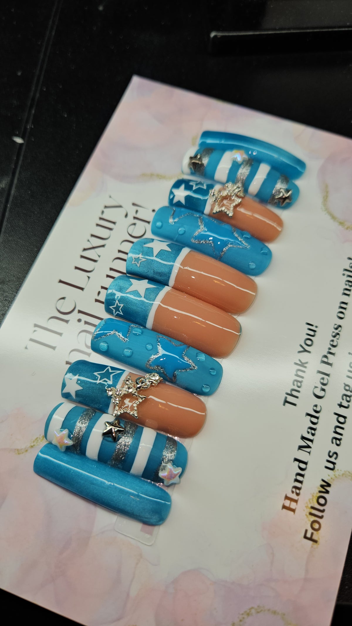 Press On Nails hand (painted)