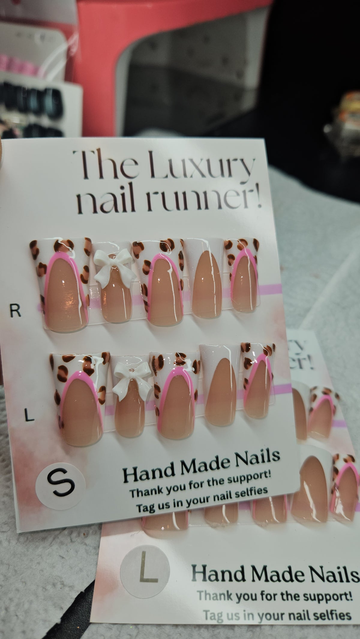 Press On Nails hand (painted)