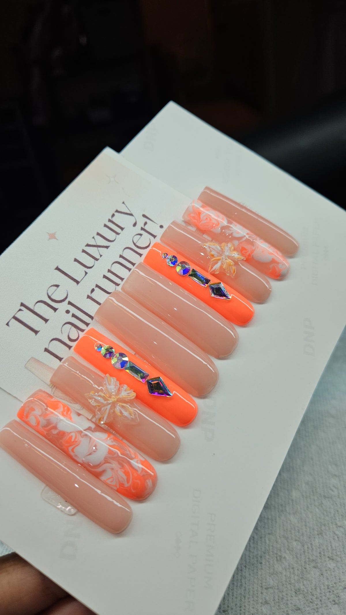 Press On Nails hand (painted)