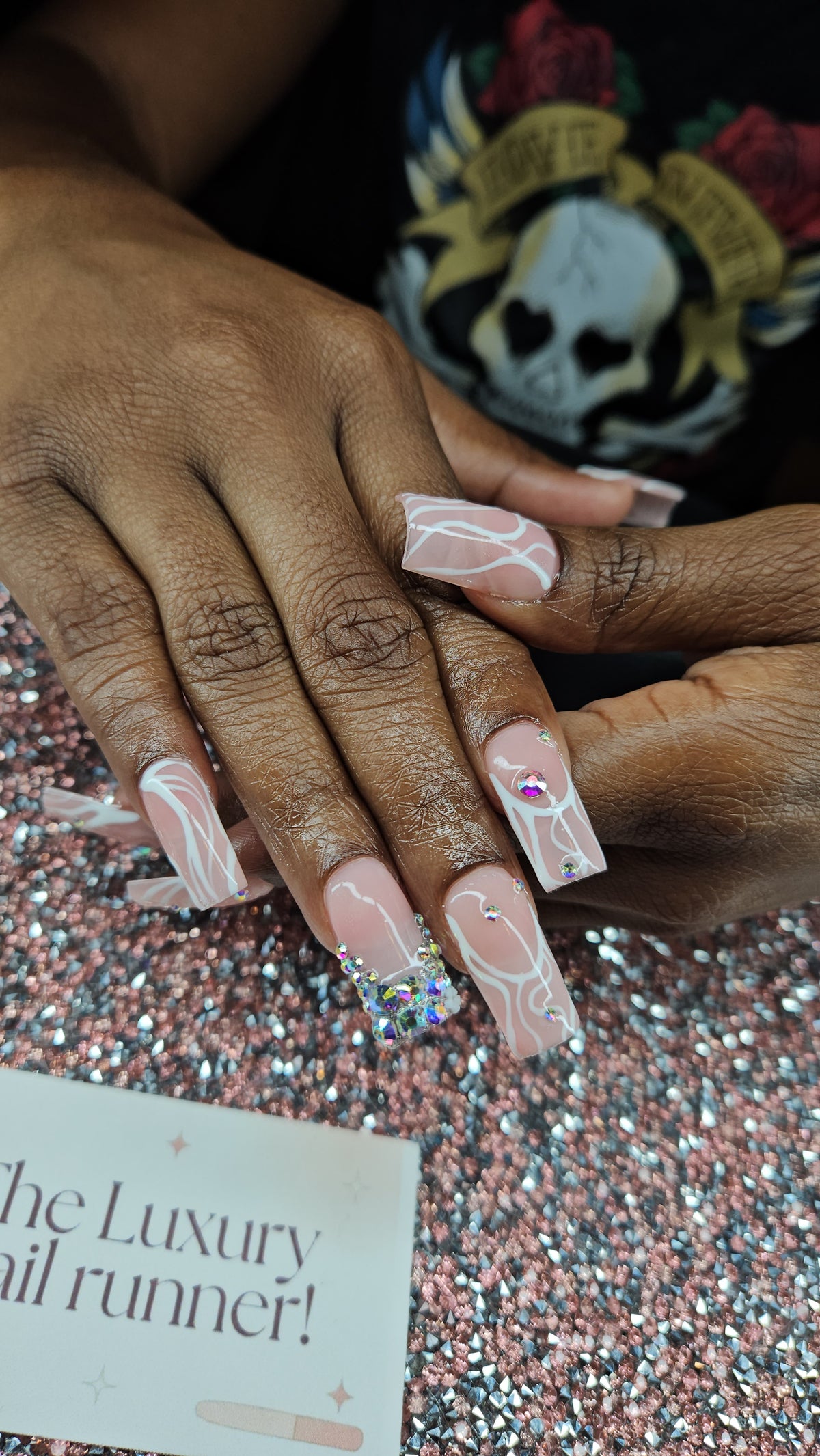 Press On Nails hand (painted)