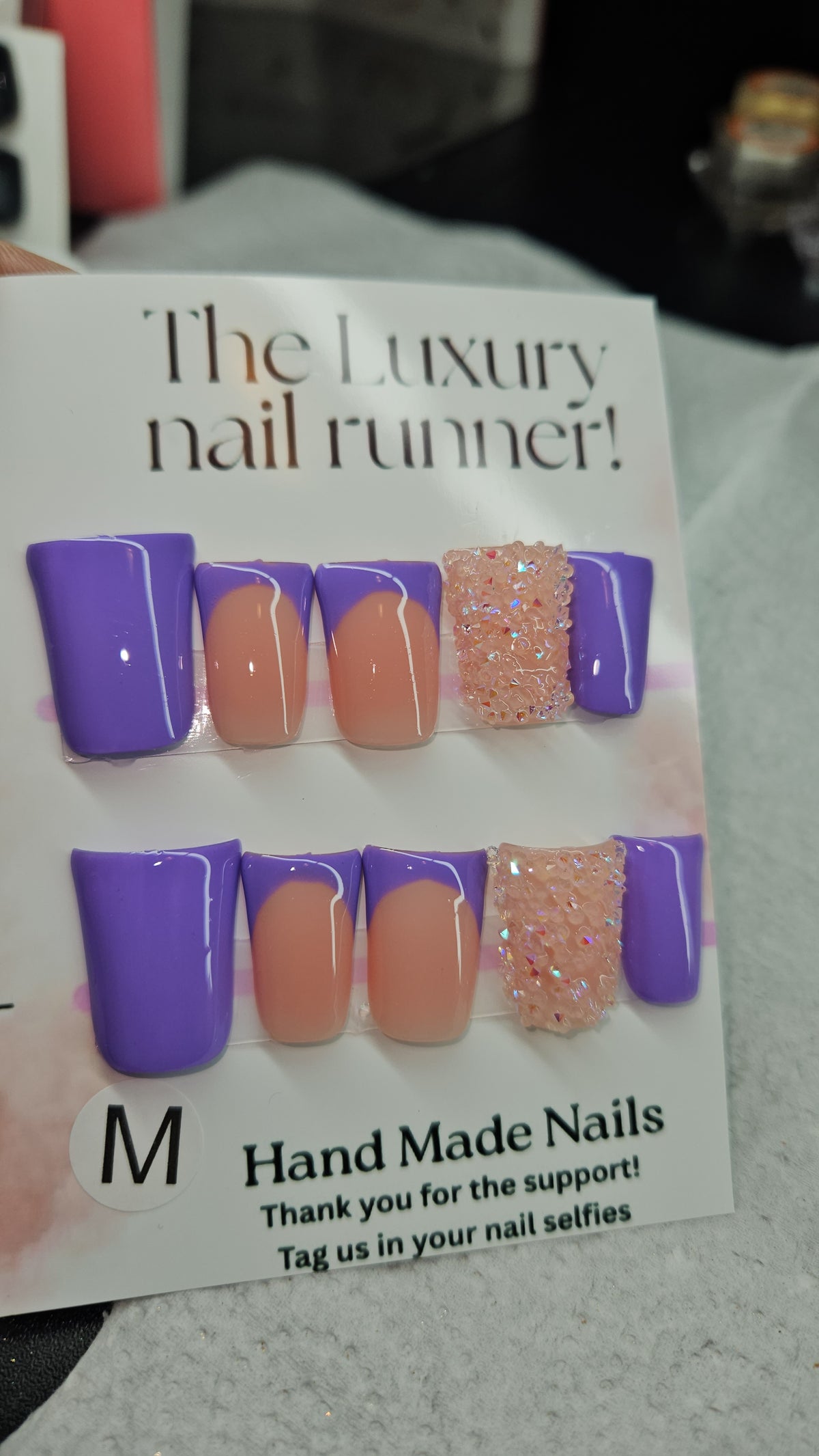 Press On Nails hand (painted)