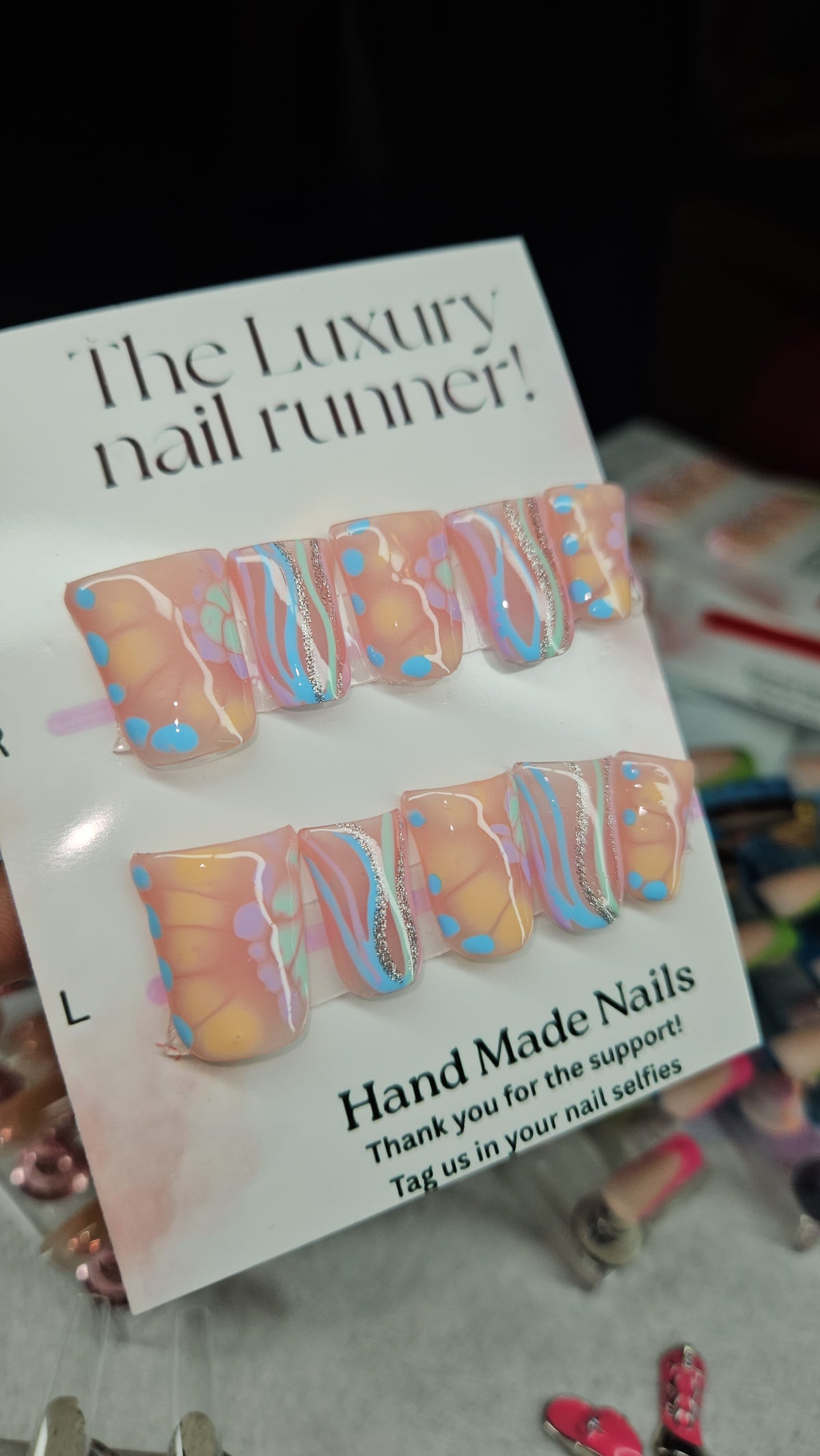 Press On Nails hand (painted)